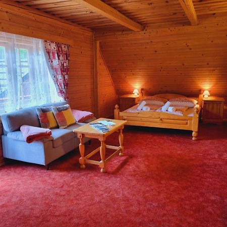 Apartmany Kubinska Hola โดลนีคูบีน ภายนอก รูปภาพ